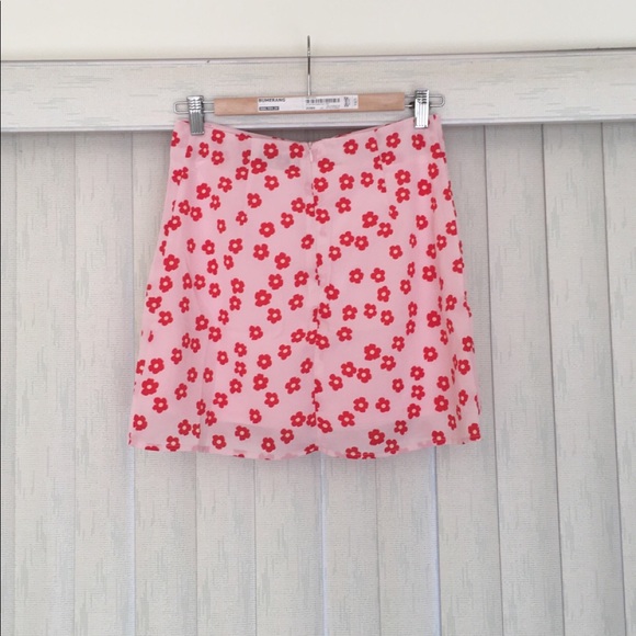 Pink And Red Floral Zippered Mini Skirt - Picture 3 of 3